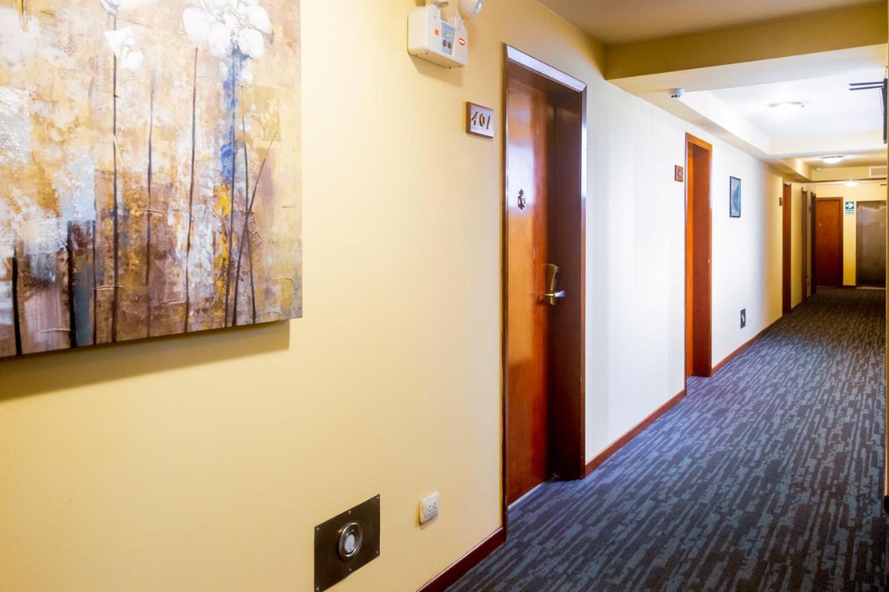 Hotel Carmel Lima Buitenkant foto
